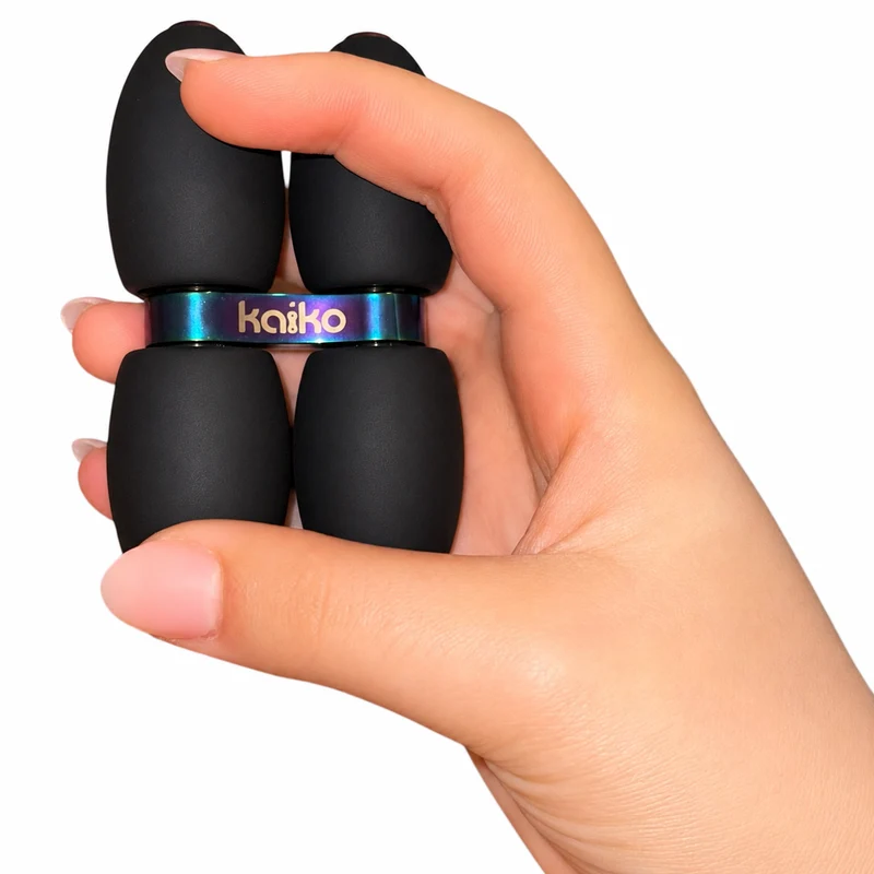 Quad Roller – Weighted Silicone Hand Roller