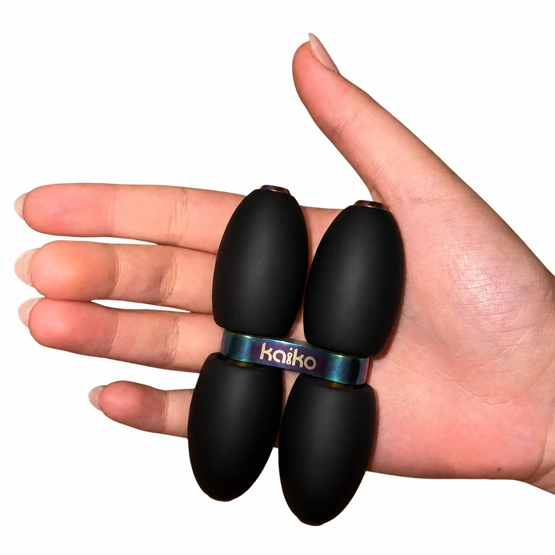 Quad Roller – Weighted Silicone Hand Roller