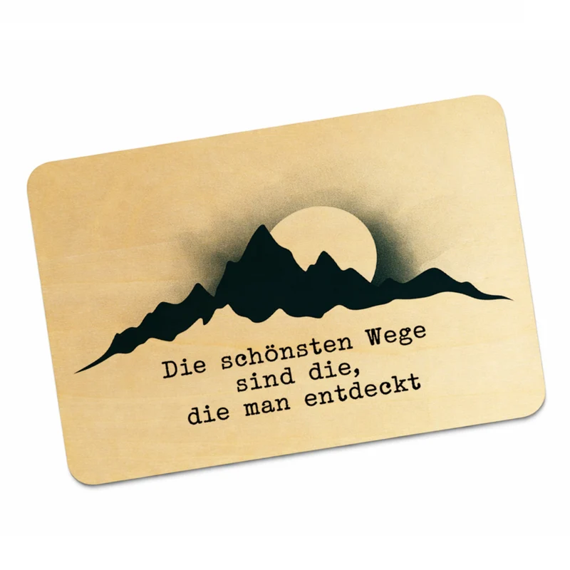 Bergsilhouette Die schönsten Wege Postkarte aus Holz