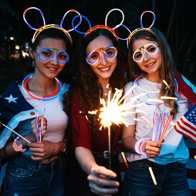 JOYIN 4th of July Patriotic Glow Sticks Bulk (120 Pcs)