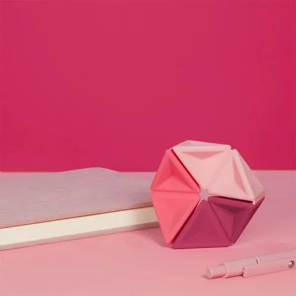Pivot Silicone Flexagon by Speks