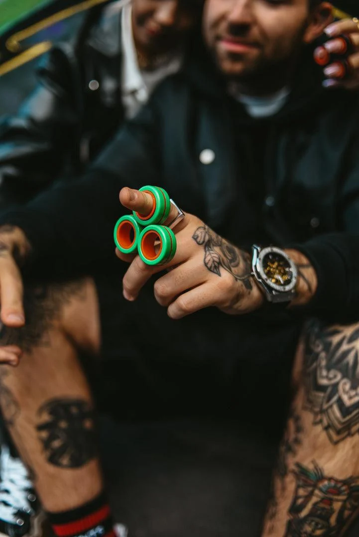 Fingears