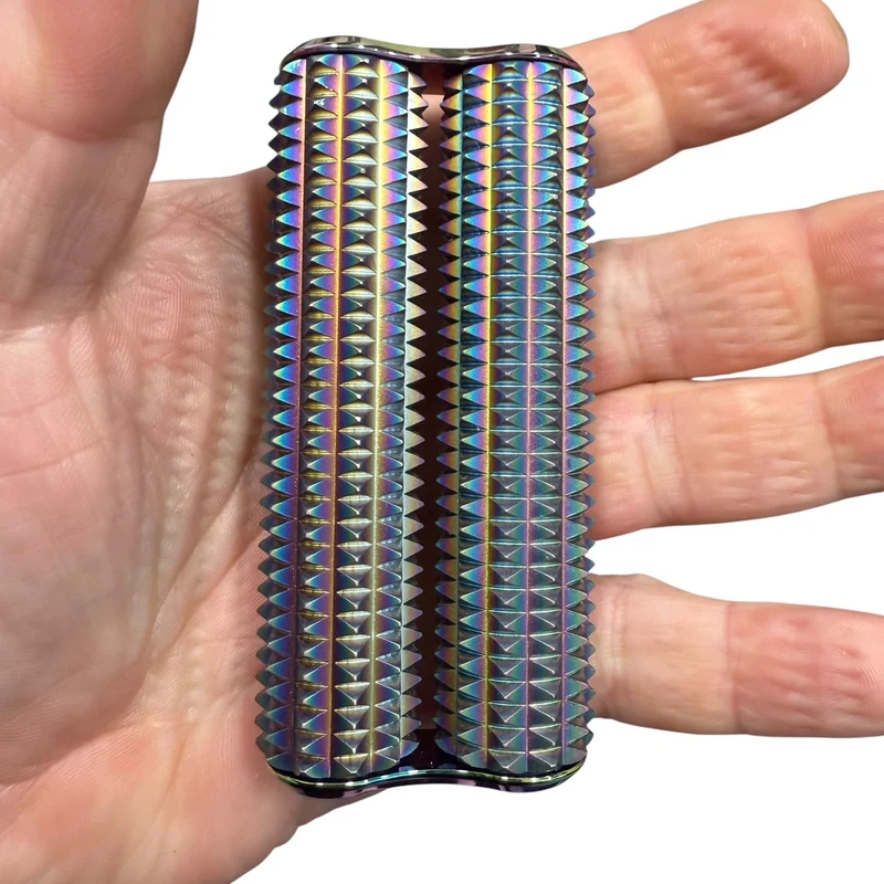 Spikey Hand Roller - Oil Slick 100g