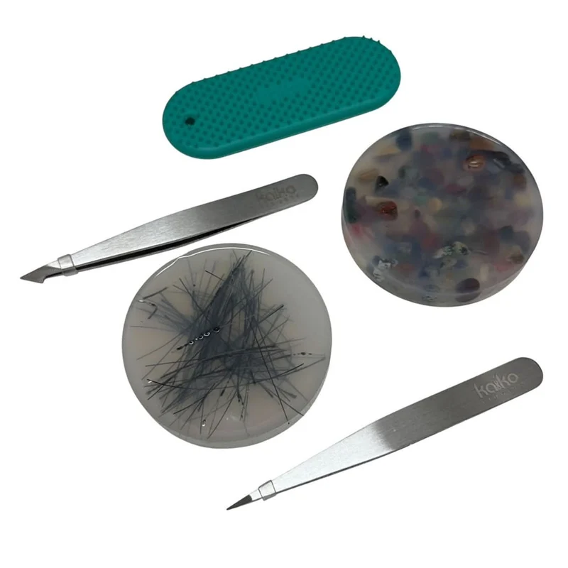 Pick 'Em Bundle 6 - Pick 'Em Starter Set Tin + Two Put 'Em Putty