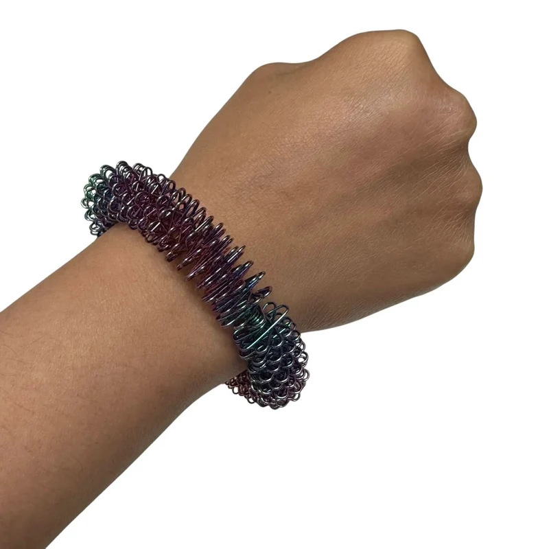 Wrist Spikey - OIL SLICK