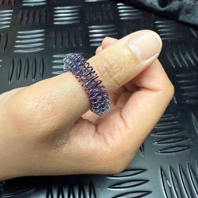 Wrist Spikey - OIL SLICK