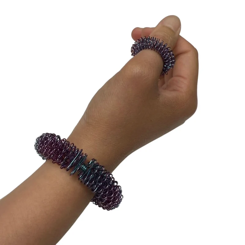 Wrist Spikey - OIL SLICK