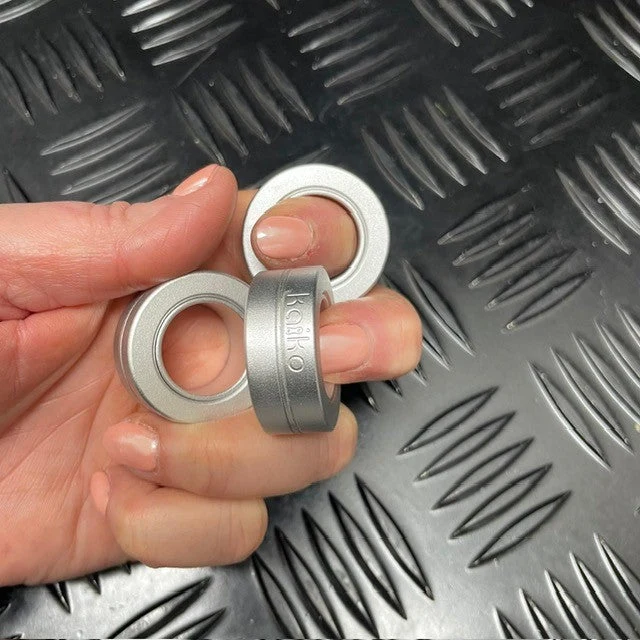 TRI Magnetic Rings : Metal Fidgets