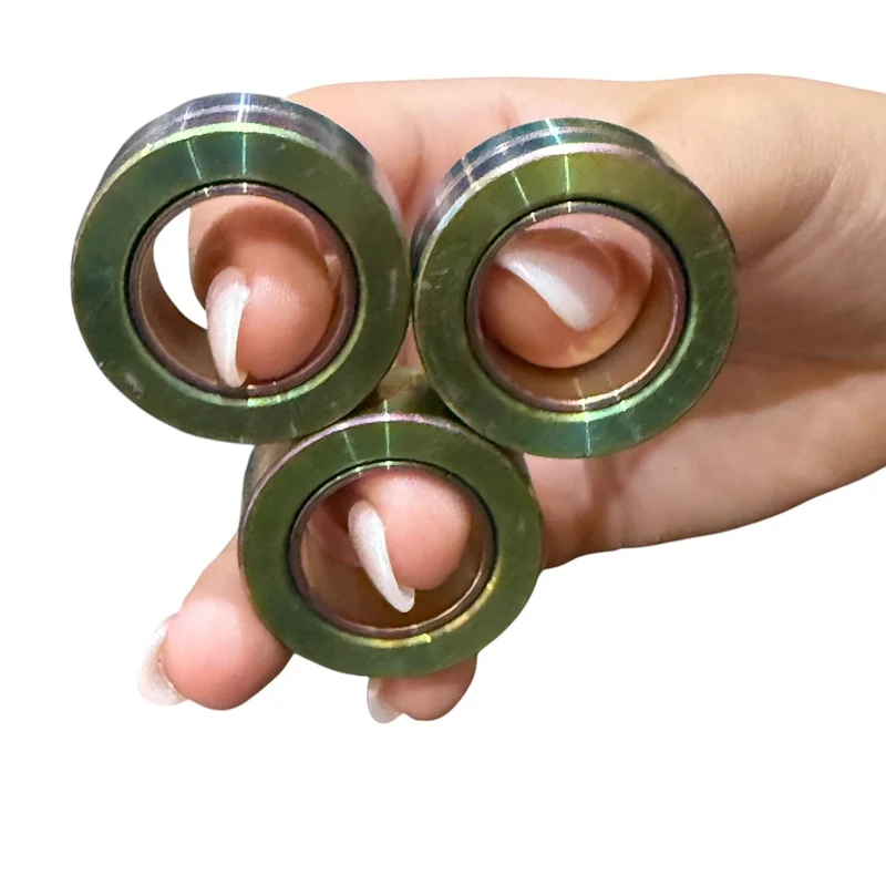 TRI Magnetic Rings : Metal Fidgets