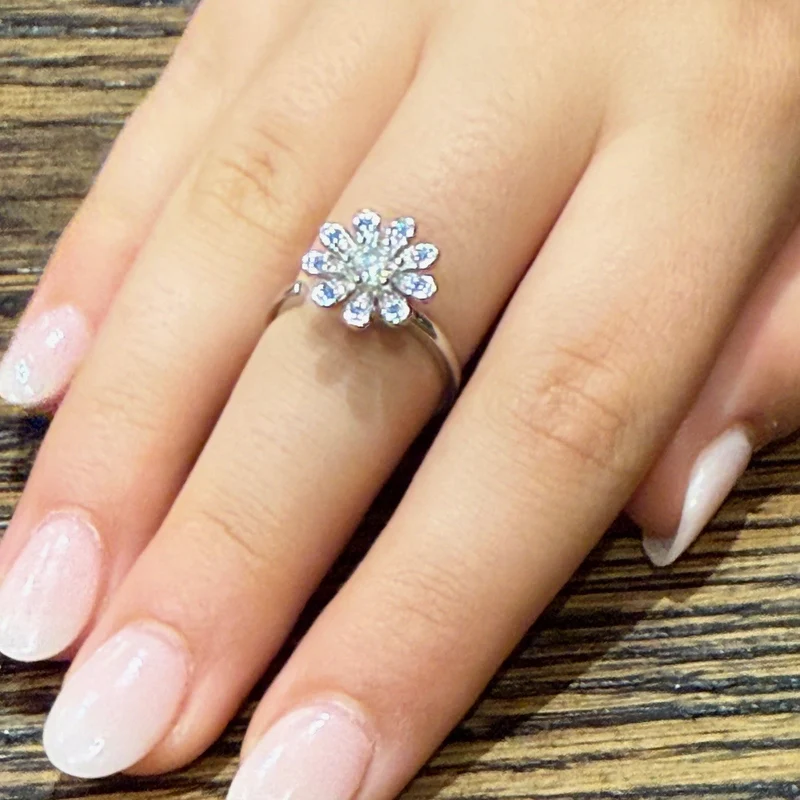 Bloom Fidget Ring