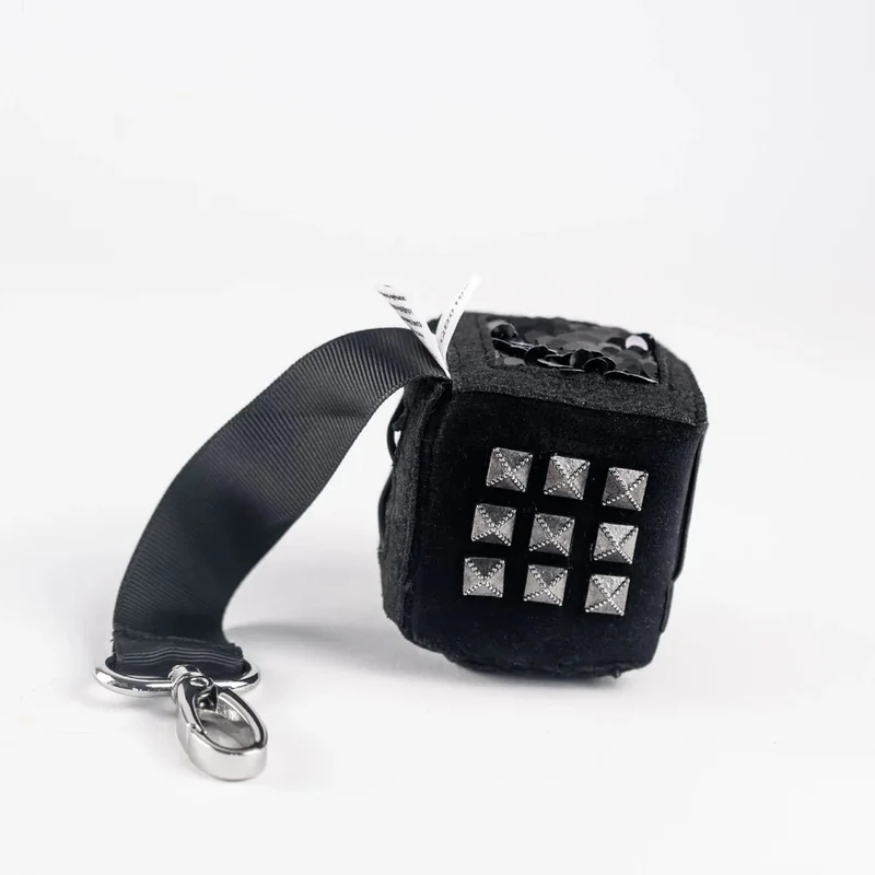 Jolly Designs-Calmi Cube "Neri" - der Kraftvolle