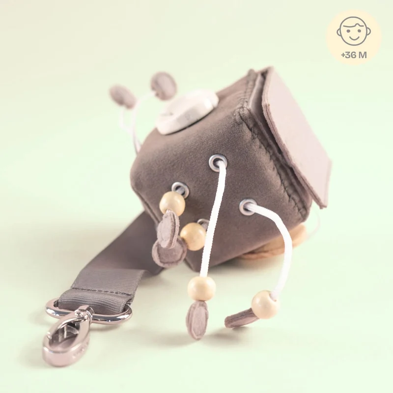 Jolly Designs-Calmi Cube "Stoni"- der Haltgebende