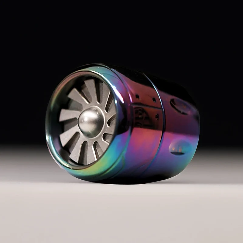 Engine Knife Pendant