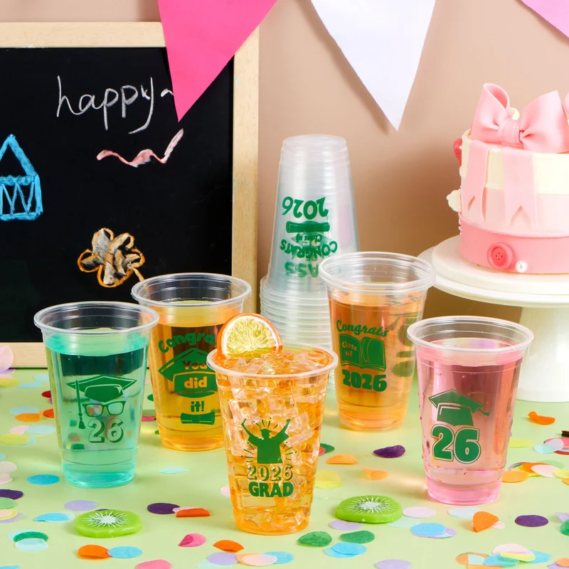 24Pcs 16oz Green Disposable Graduation Cups Class of 2026 Party Supplies