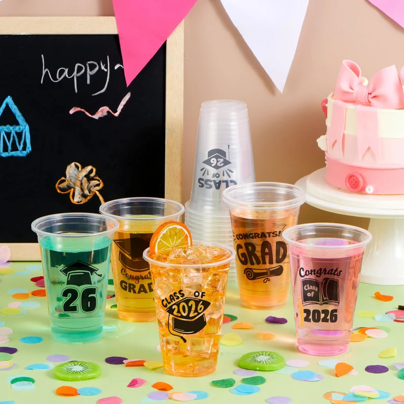24Pcs 2026 Graduation Plastic Cups Black 16OZ Disposable Party Decorations