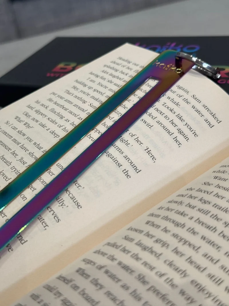Metal Bookmark with Fidget Hook & Reading Guide