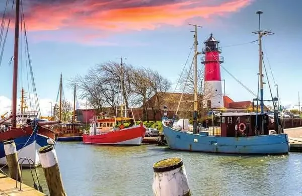 Puzzle 200 Teile -Der Hafen von Büsum