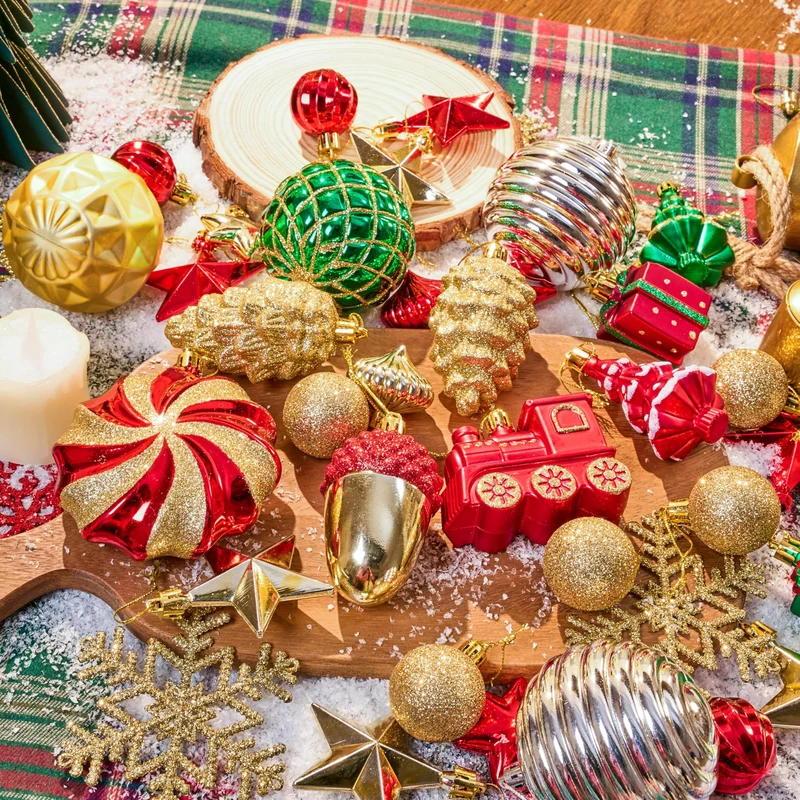 82 Pcs Assorted Christmas Ornaments Ball Set, 3.15'' Red Gold Green Deluxe