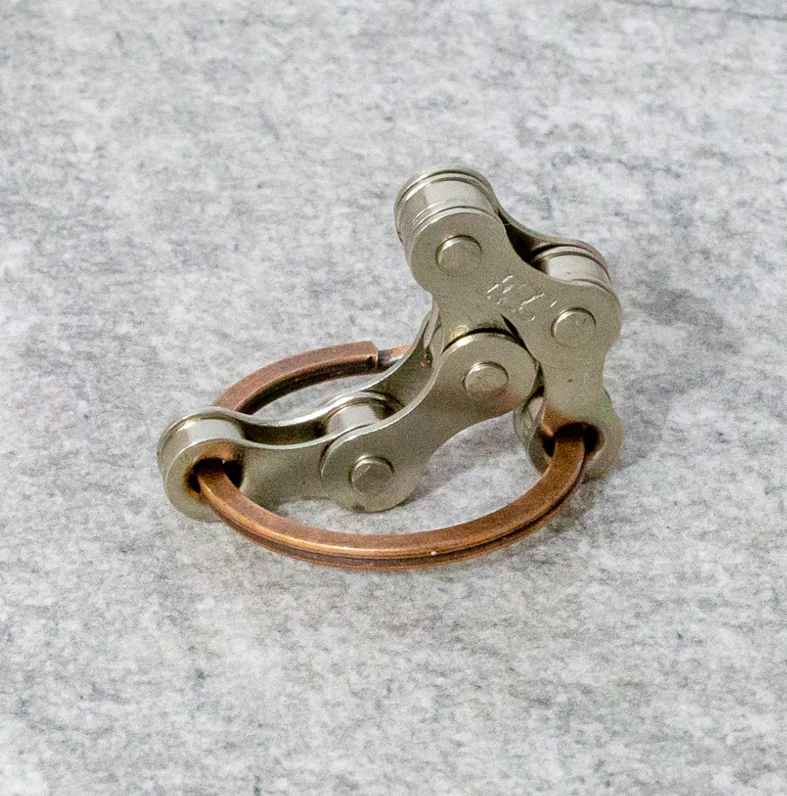 HUNGRY D fidget by Kaiko Fidgets