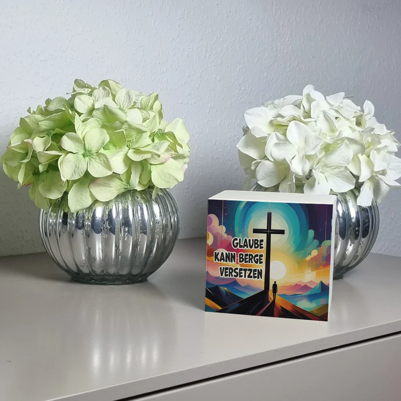 Gipfelkreuz Spardose mit Spruch: Glaube kann Berge versetzen
