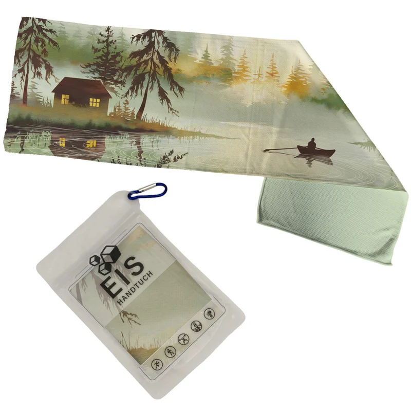 Nebelige Seeszene Eishandtuch mit Holzhütte und Boot
