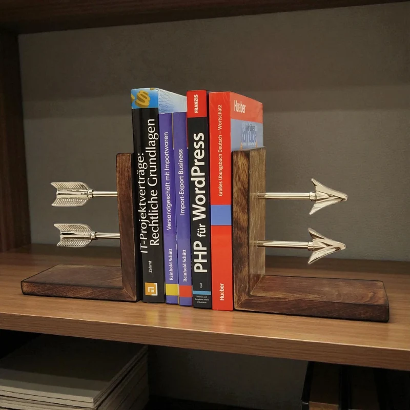 Pfeile Buchstützen aus Holz