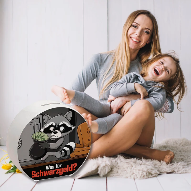 Schwarzgeld Spardose mit diebischem Waschbär