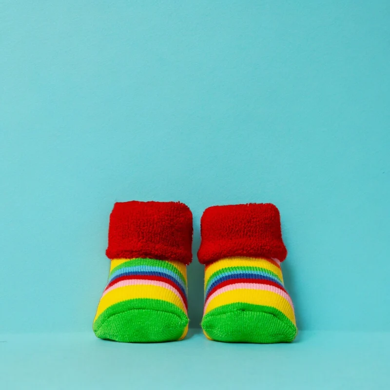 Regenbogen Socken Cucamelon Kuschelsocken für Mama und Baby in 38-40 und für Neugeborene (2 Paare)