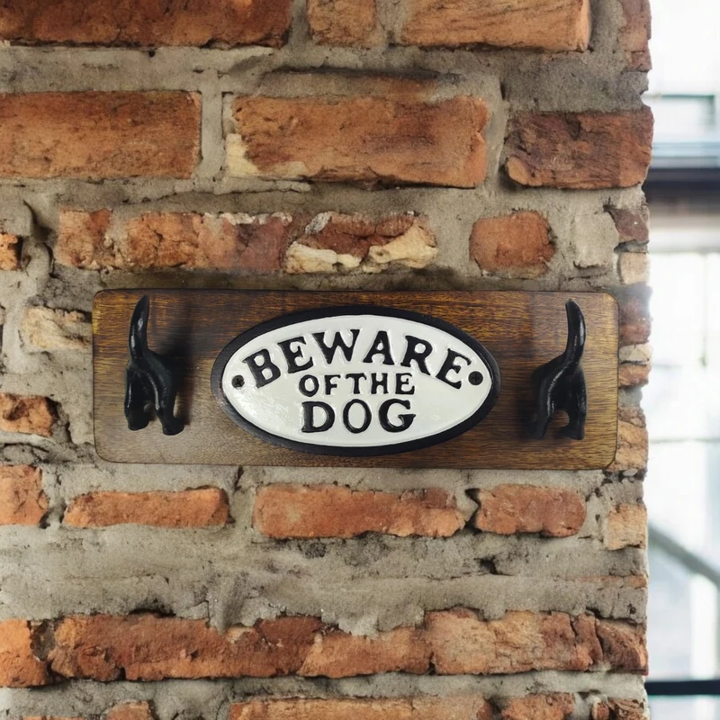 Beware of the Dog Schild und Wandhaken für Hundeleinen