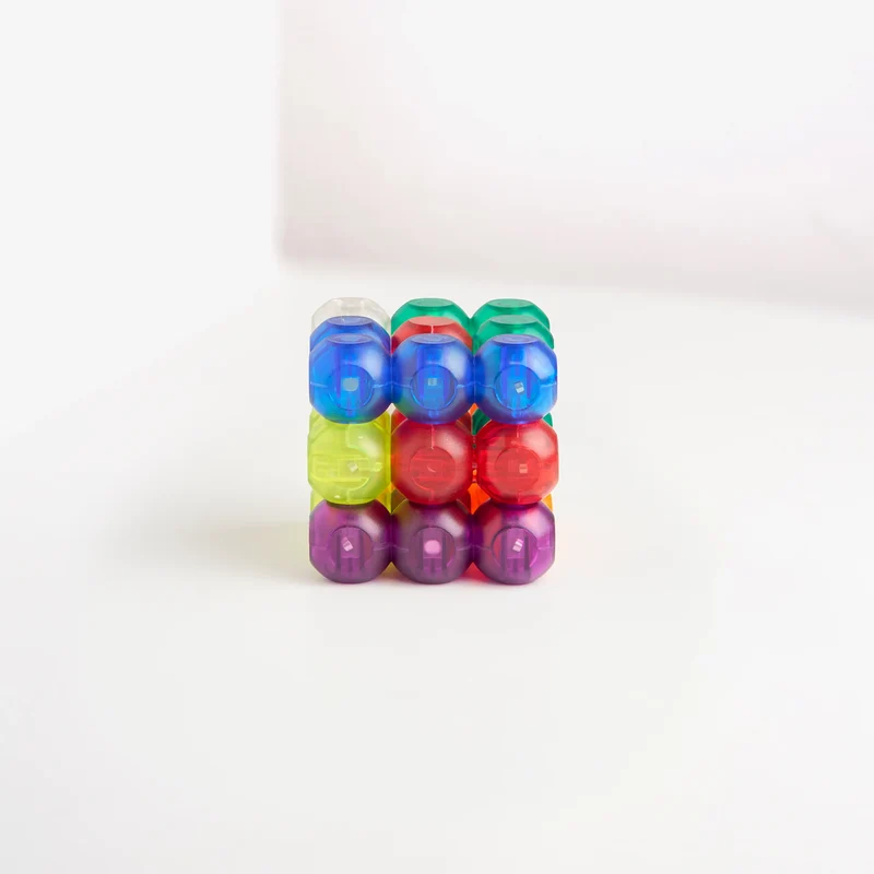 Magnetic cube