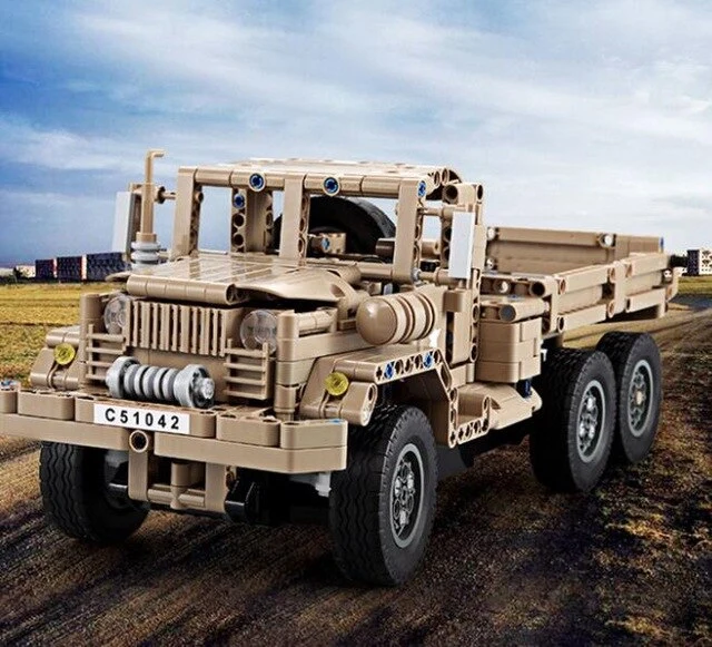 Building Blocks Remote Control Vehicle Timber Grab