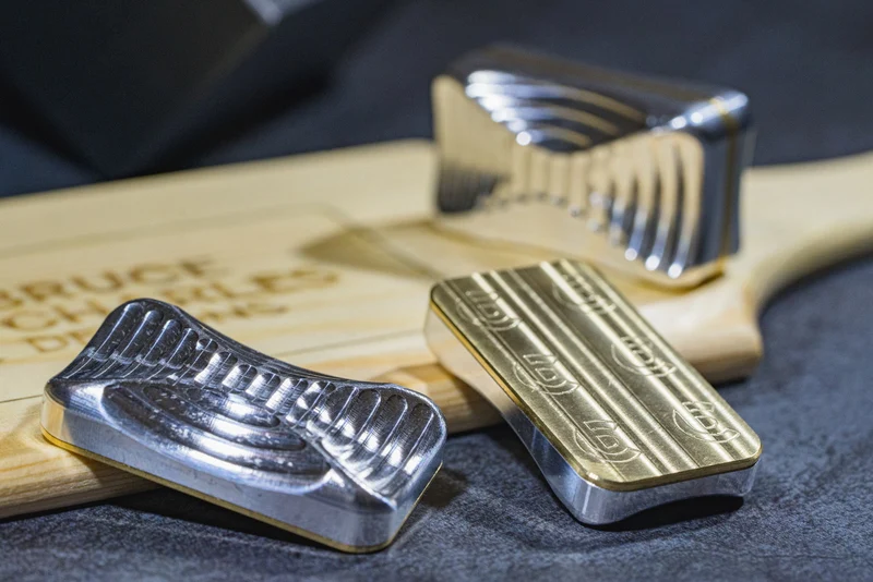 *Shop Seconds* Lowrey Aluminum & Brass Magnetic Slider