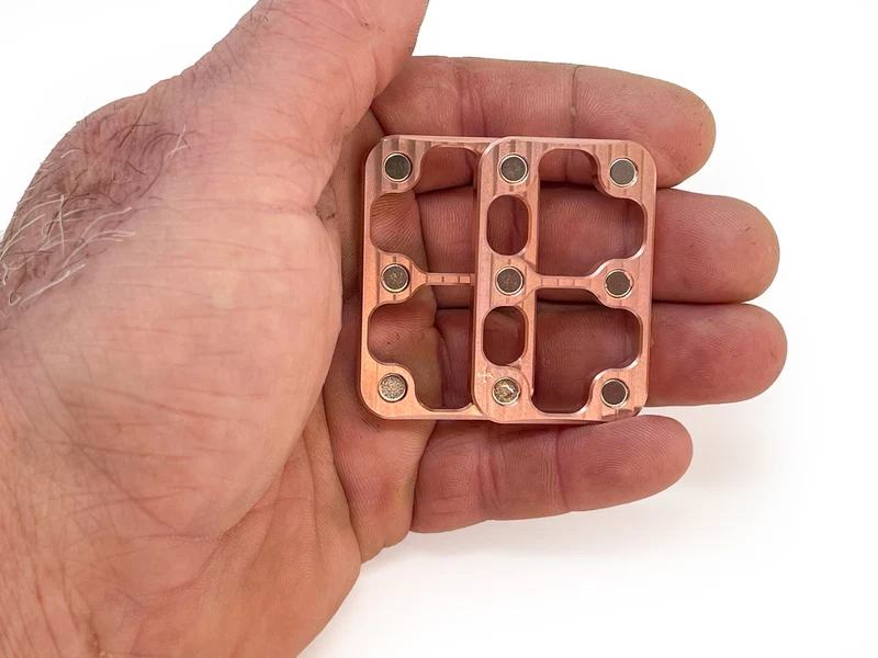 Robertson Copper Magnetic Slider