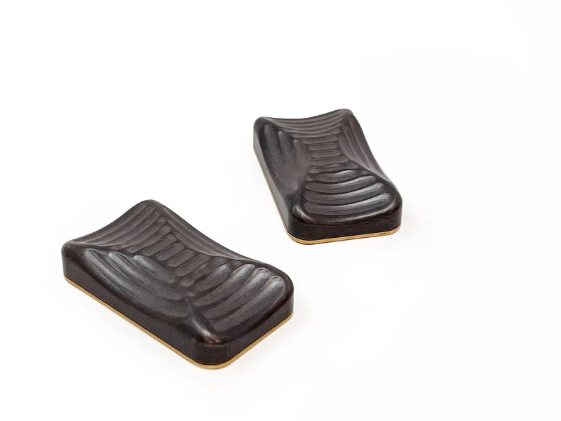 Lowrey Dark Tumbled Titanium & Brass Magnetic Slider