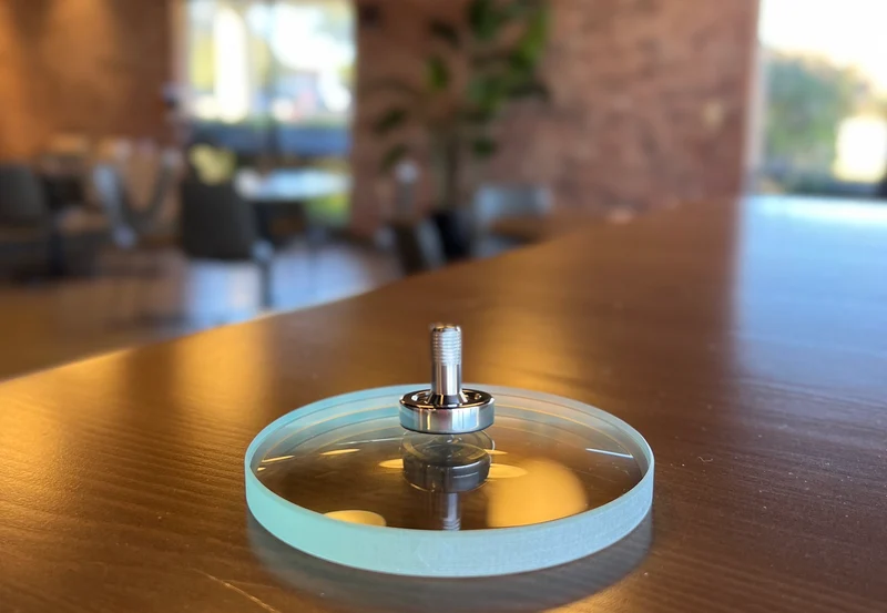 Stainless Starter Set: Stainless Steel Spinning Top + 100mm Glass Lens Base
