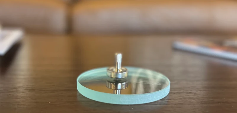 Stainless Starter Set: Stainless Steel Spinning Top + 100mm Glass Lens Base