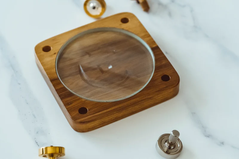 Spinning Base - Teak Wood with Glass Concave Lens