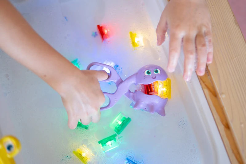 Under The Sea Sensory Glo Cubes Curriculum Kit