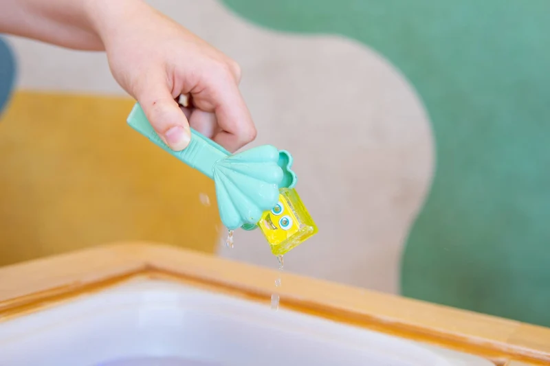 Under The Sea Sensory Glo Cubes Curriculum Kit