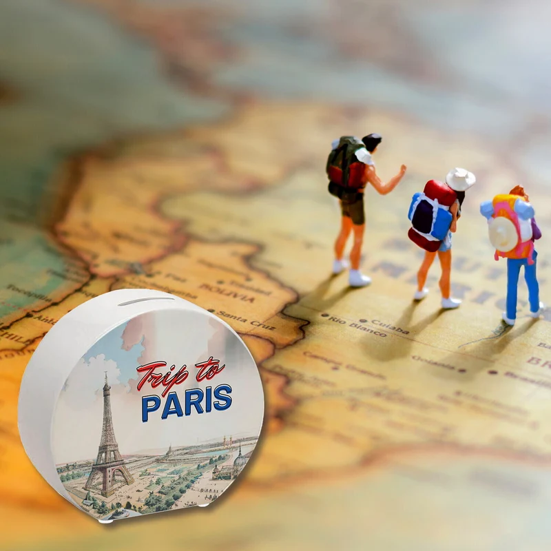 Trip to Paris Spardose mit Eiffelturm im Retro Style
