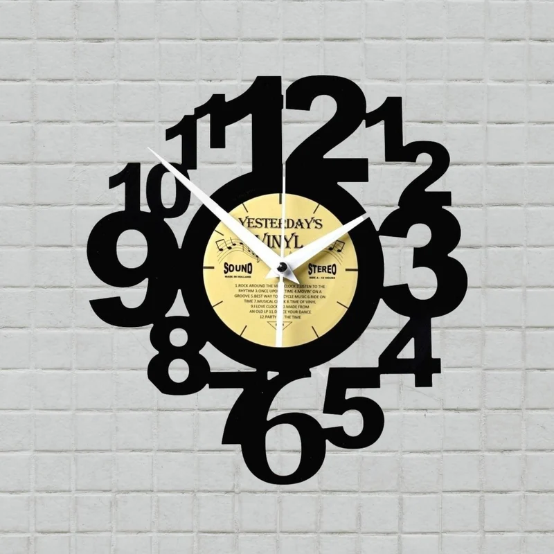 Ziffern Vinyl Wanduhr aus einer echten Schallplatte