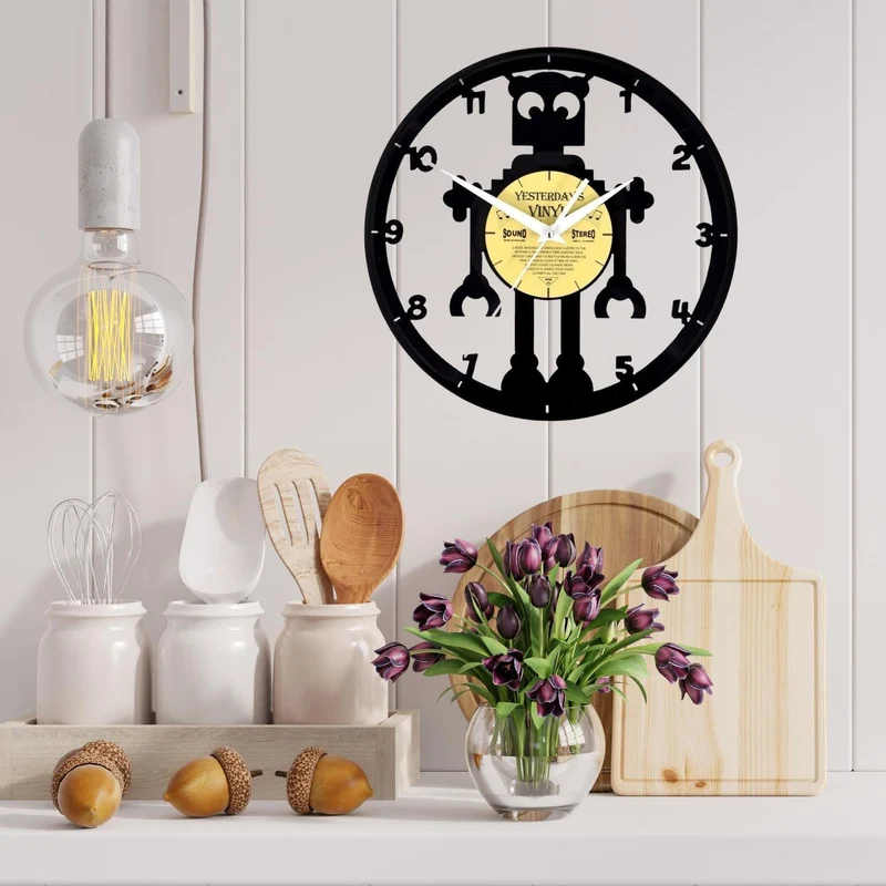Roboter Vinyl Wanduhr aus einer echten Schallplatte