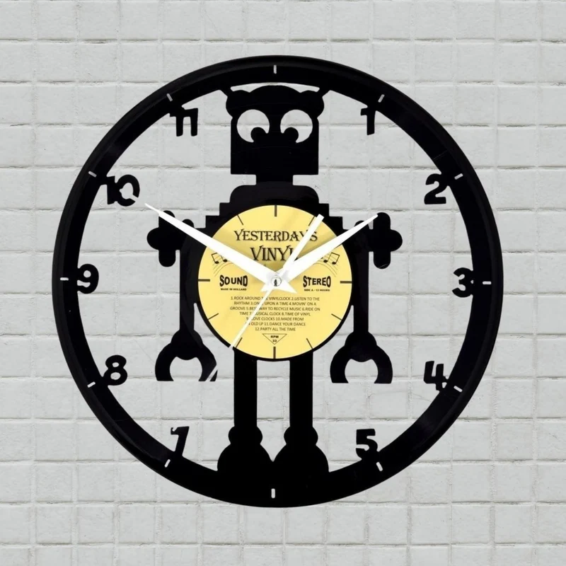 Roboter Vinyl Wanduhr aus einer echten Schallplatte