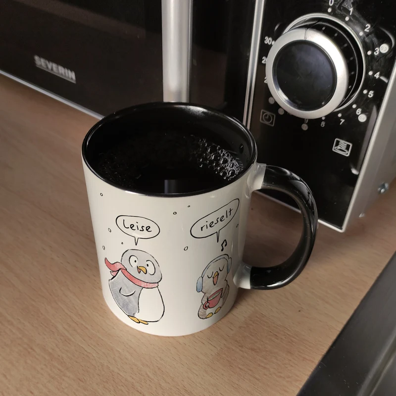 Leise rieselt der Tee Kaffeebecher mit Spruch