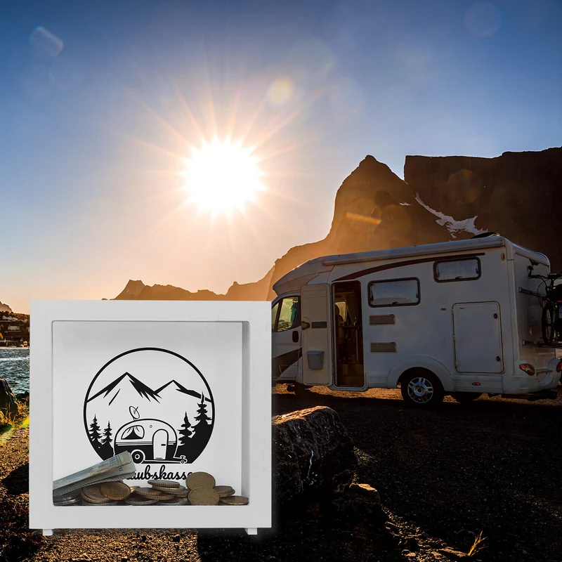 Urlaubskasse Spardose -weiß mit Wohnwagen - Camping im Wald