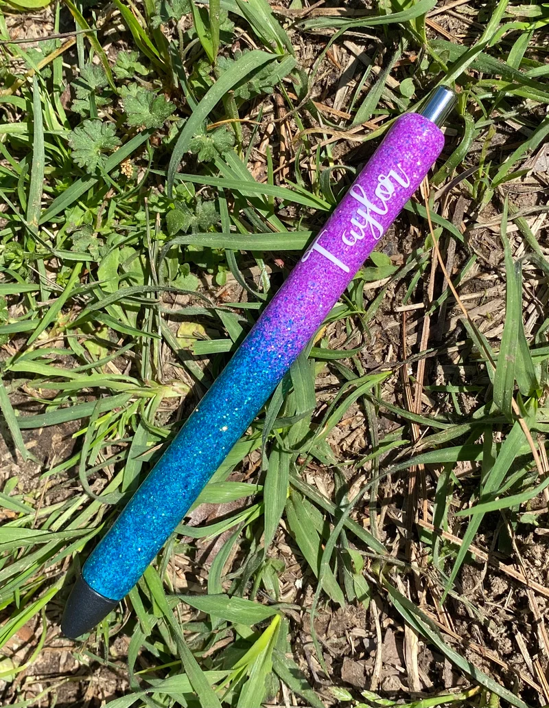 Custom epoxy pens