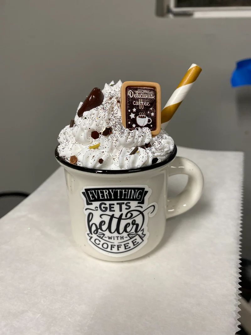 Mini mugs (for decor)