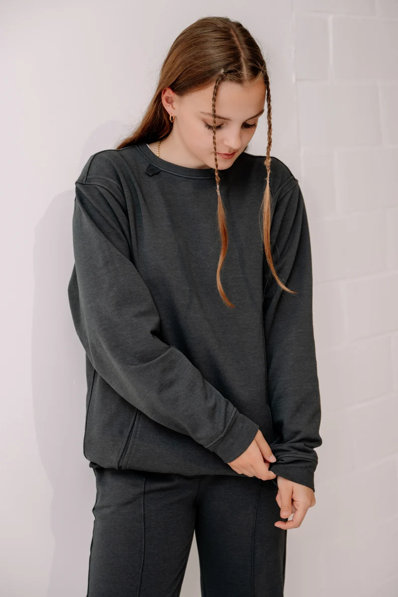Sweatshirt – Soft & Fidget-Friendly | CALM