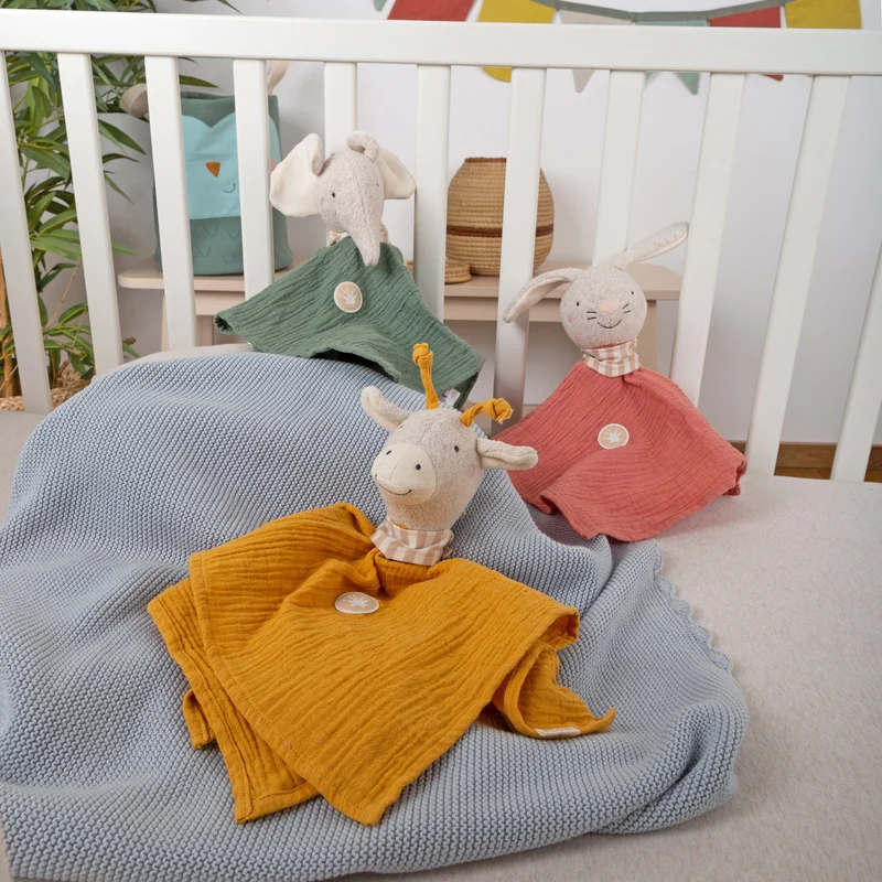 Schnuffeltuch Giraffe Musselin – weiches Schmusetuch mit besticktem Kopf